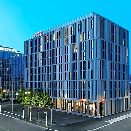 Hotel Moxy Expo Berna